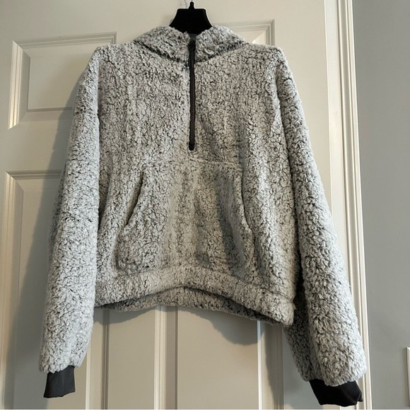 NWT Hippie Rose Faux Fur Quarter Zip Sherpa - Picture 6 of 6